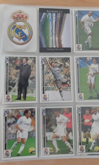 Álbum Mundicromo Liga 2006 con casi 400 cartas