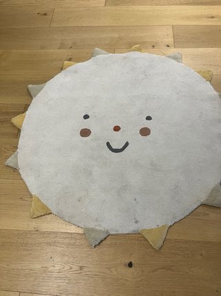 Alfombra infantil sol beige y amarillo