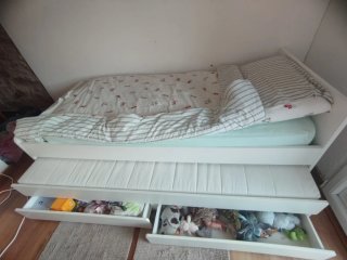 Cama nido blanca Ikea con 2 colchones