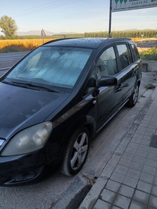 Opel Zafira 2012