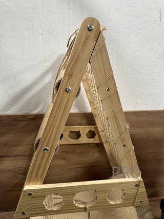 Torre de madera para gatos