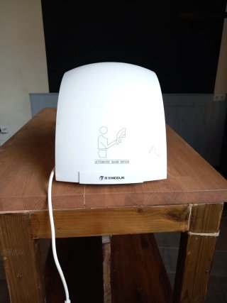 Secador de manos automático blanco