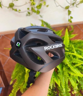 Casco de bici ROCKBROS negro
