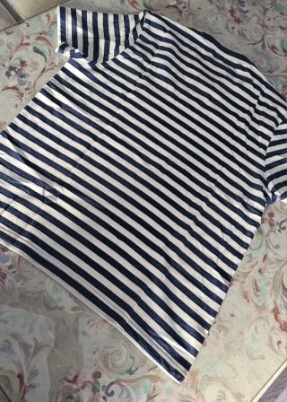 Camiseta Dustin Rayas Azul y Blanco Talla XL