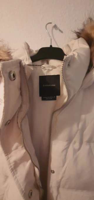 Abrigo Stradivarius nuevo con capucha t M