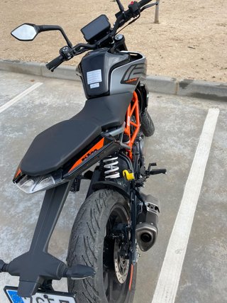 KTM Duke 125  2022