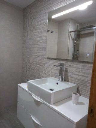 REFORMAS Y CUBIERTAS PANEL SANDWICH