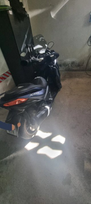 Yamaha XMAX 300 Azul - 10.000 km