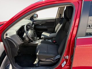 Mitsubishi Outlander 200 MPI Motion CVT 2WD 5 Plazas