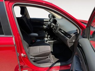 Mitsubishi Outlander 200 MPI Motion CVT 2WD 5 Plazas