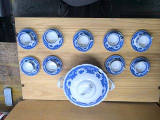 Sopera Tazas y plato Pontesa porcelana azul