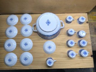 Sopera Tazas y plato Pontesa porcelana azul