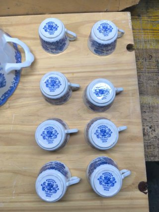 Sopera Tazas y plato Pontesa porcelana azul