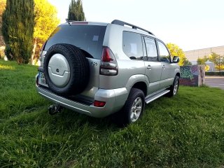 Toyota Land Cruiser 2004