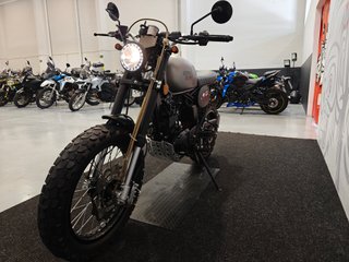 LEONART TRACKER 125CC 2022 14.600KMS