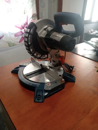 Sierra Ingletadora Profesional