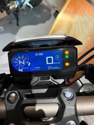 Honda CB650R Neo Sport Cafe 2020 Azul/Dorado