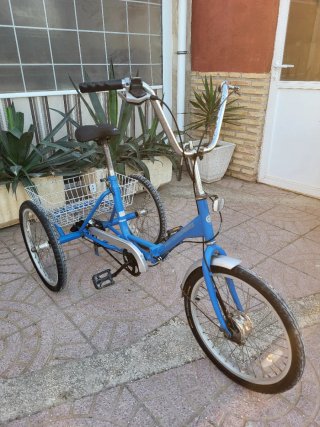 Triciclo plegable