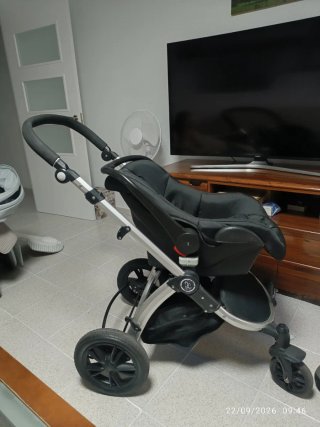 Trona y carro para bebé pack completo.