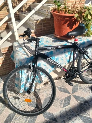 Bicicleta INDUR 18V CX Negra