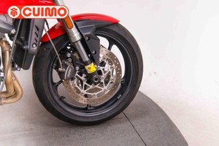 TRIUMPH STREET TRIPLE S