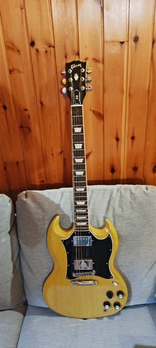 Gibson SG TV Yellow -999€ hasta 30.09 en mano-