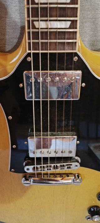 Gibson SG TV Yellow -999€ hasta 30.09 en mano-