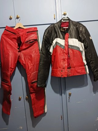 Traje de moto de piel años 90