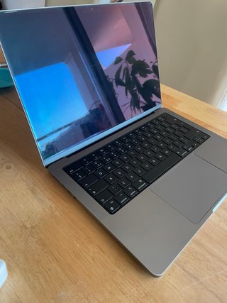MacBook Pro 14 M1 Pro 2021 16GB RAM 1TB SSD