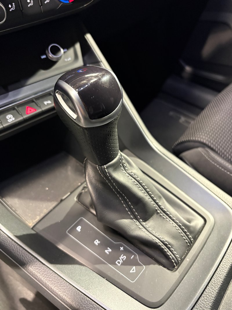 Audi Q3 S line 35 TDI 2023, foto 23