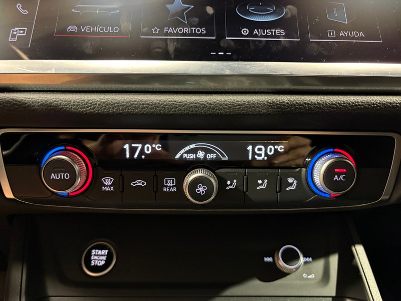 Audi Q3 S line 35 TDI 2023, foto 27