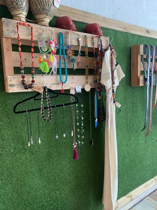 Liquidación Tienda: Vitrinas y Mostrador