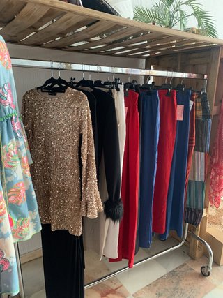 Liquidación Tienda: Vitrinas y Mostrador