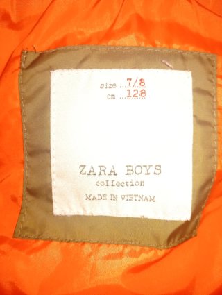 Chaleco acolchado con capucha camuflaje