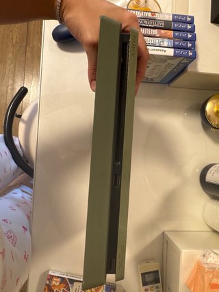 PS4 Slim 1TB edición limitada Call of Duty