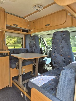 Autocaravana Dethleffs T 5801 2003 AUT. 130CV 75Km