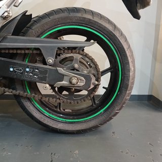 Kawasaki Z800e 2015 A2