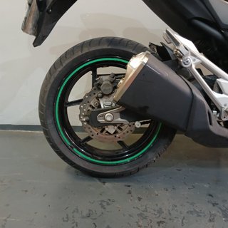 Kawasaki Z800e 2015 A2