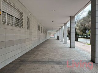 Local comercial en venta en Ensanche en Alcalá de Henares