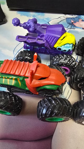 Lote 5 Coches Hot Wheels Monster Trucks