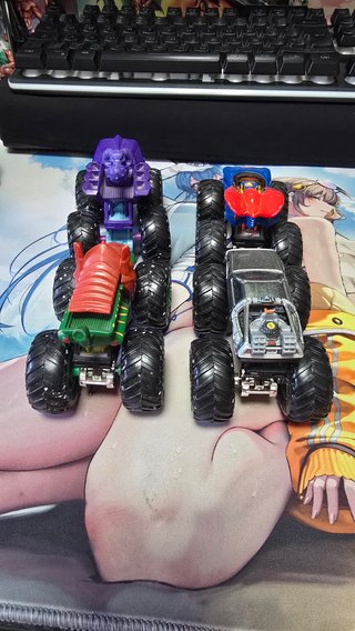Lote 5 Coches Hot Wheels Monster Trucks