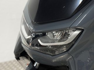 YAMAHA NMAX