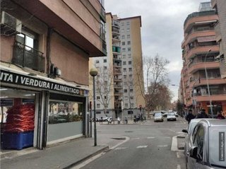 Local comercial en venta en Artigas - Llefià en Badalona