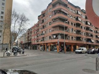 Local comercial en venta en Artigas - Llefià en Badalona
