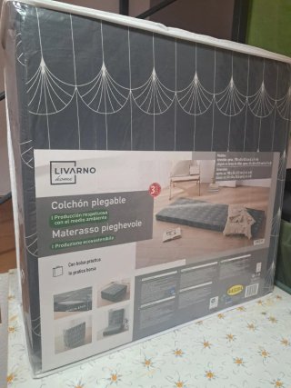 Cama de invitados o camping