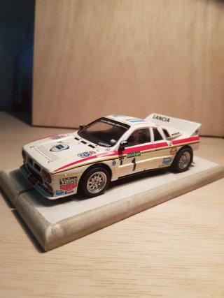 Scalextric Lancia 037 Rally