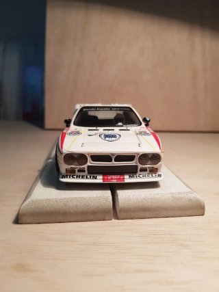 Scalextric Lancia 037 Rally