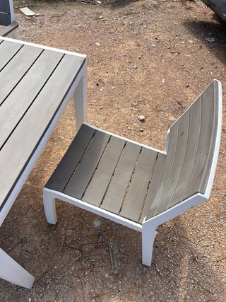 Mesa 160x90cm + 4 Sillas Exterior