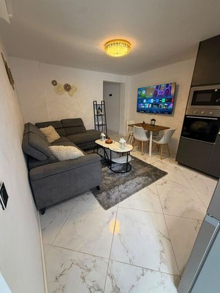 Piso en alquiler en Carolinas Altas en Alicante