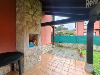 Casa pareada en venta en Celorio-Poó-Parres en Llanes
